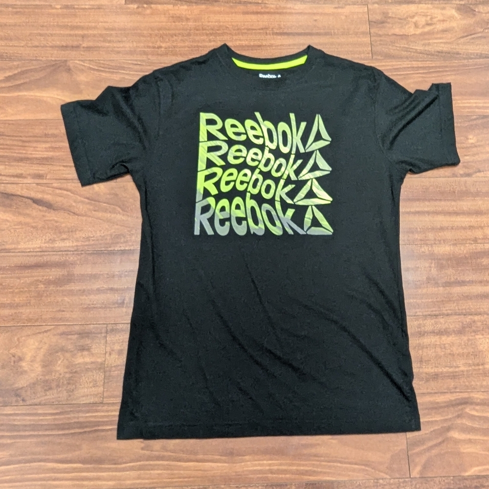 Reebok Mens Tee in Black and Neon Green
